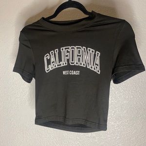 Black & White California Crop Top Size Xs